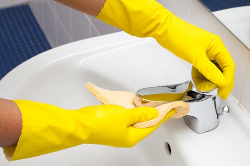 Deep cleaning kitchen surfaces during Haringey end of tenancy cleaning